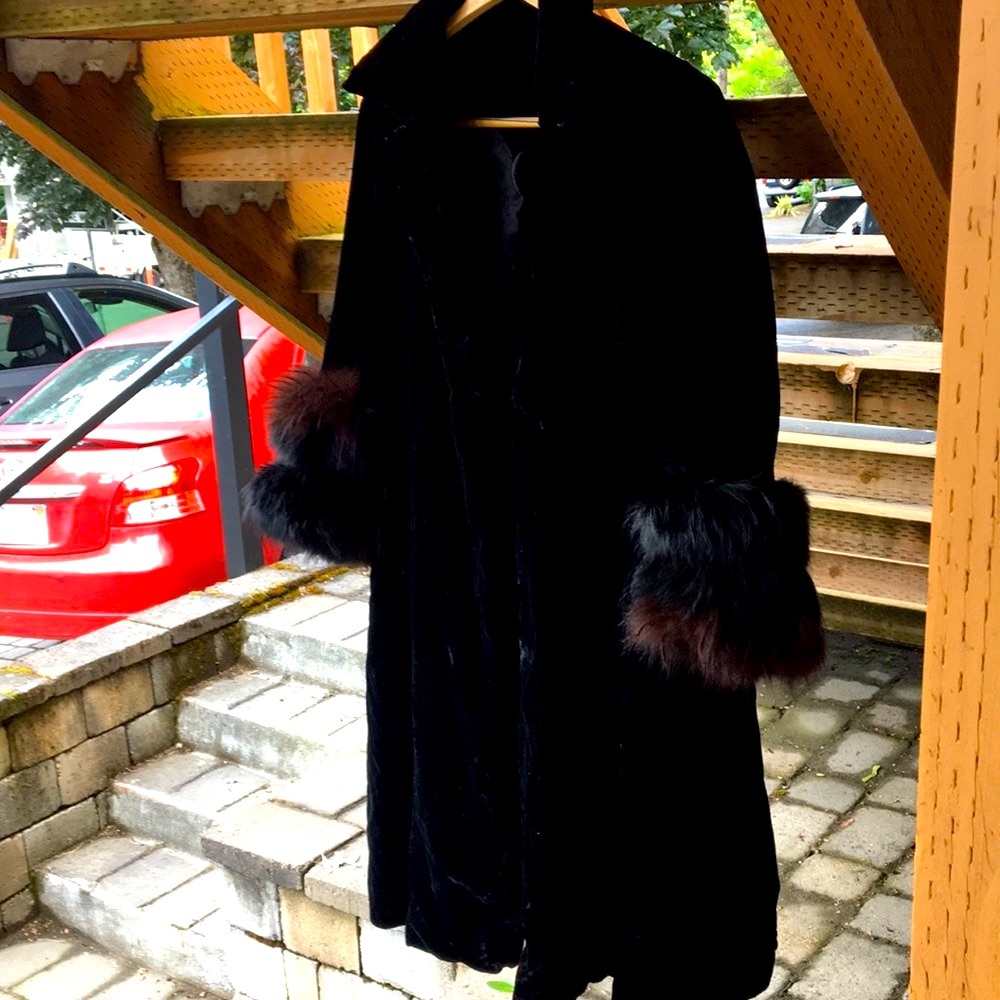 Vintage Long Ultra Soft Black Velvet Opera Cape with Fur on Sleeves